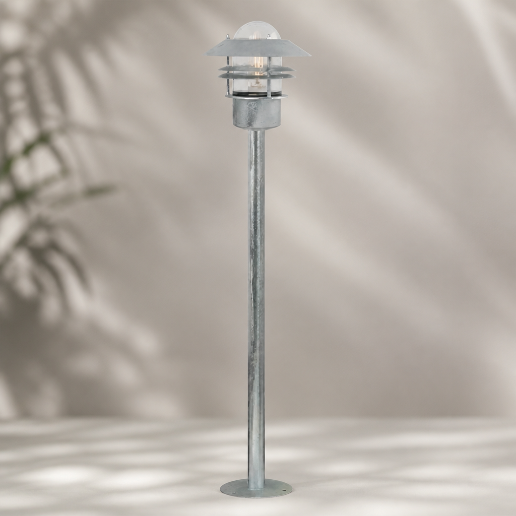 Outdoor Garden Light 920mm Galvanised Steel Commercial Fixture