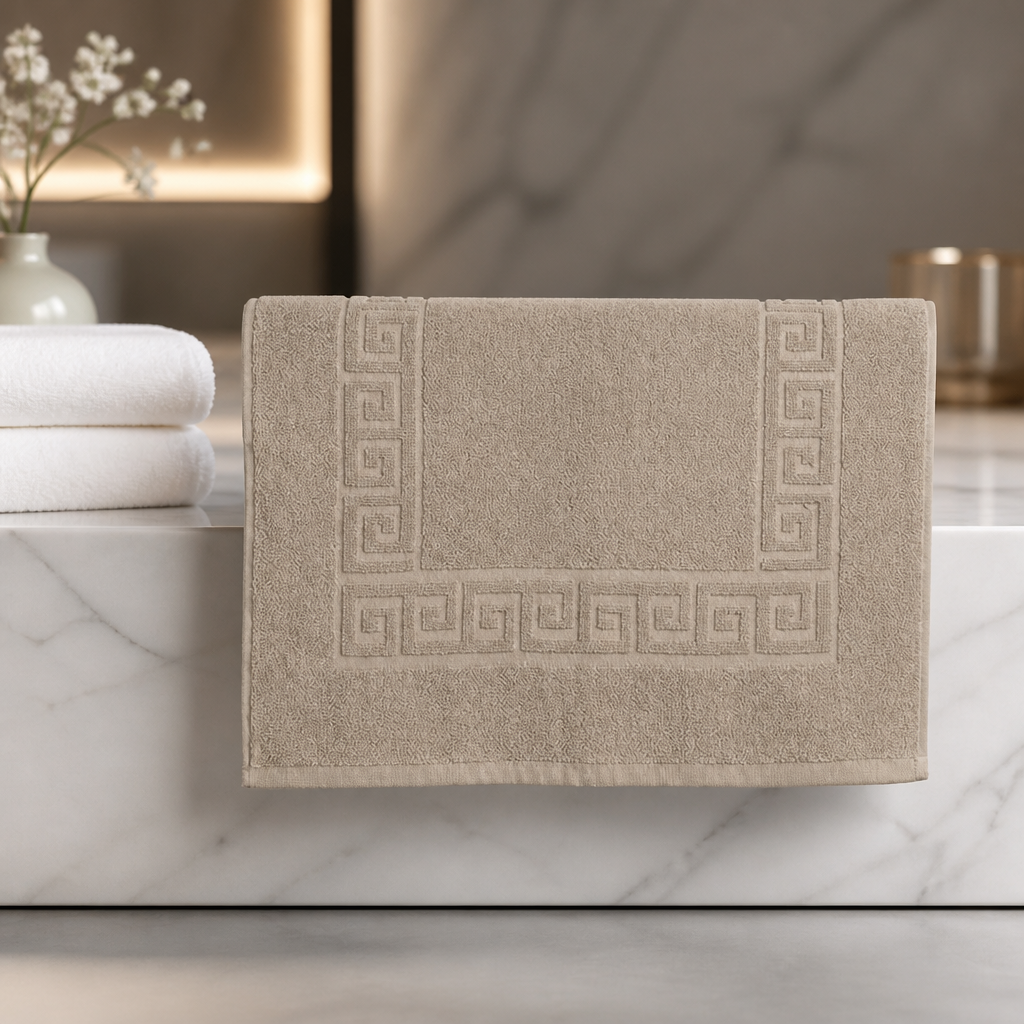 Commercial Non-Slip Bath Mat 500x800mm Sand Colour 700gsm