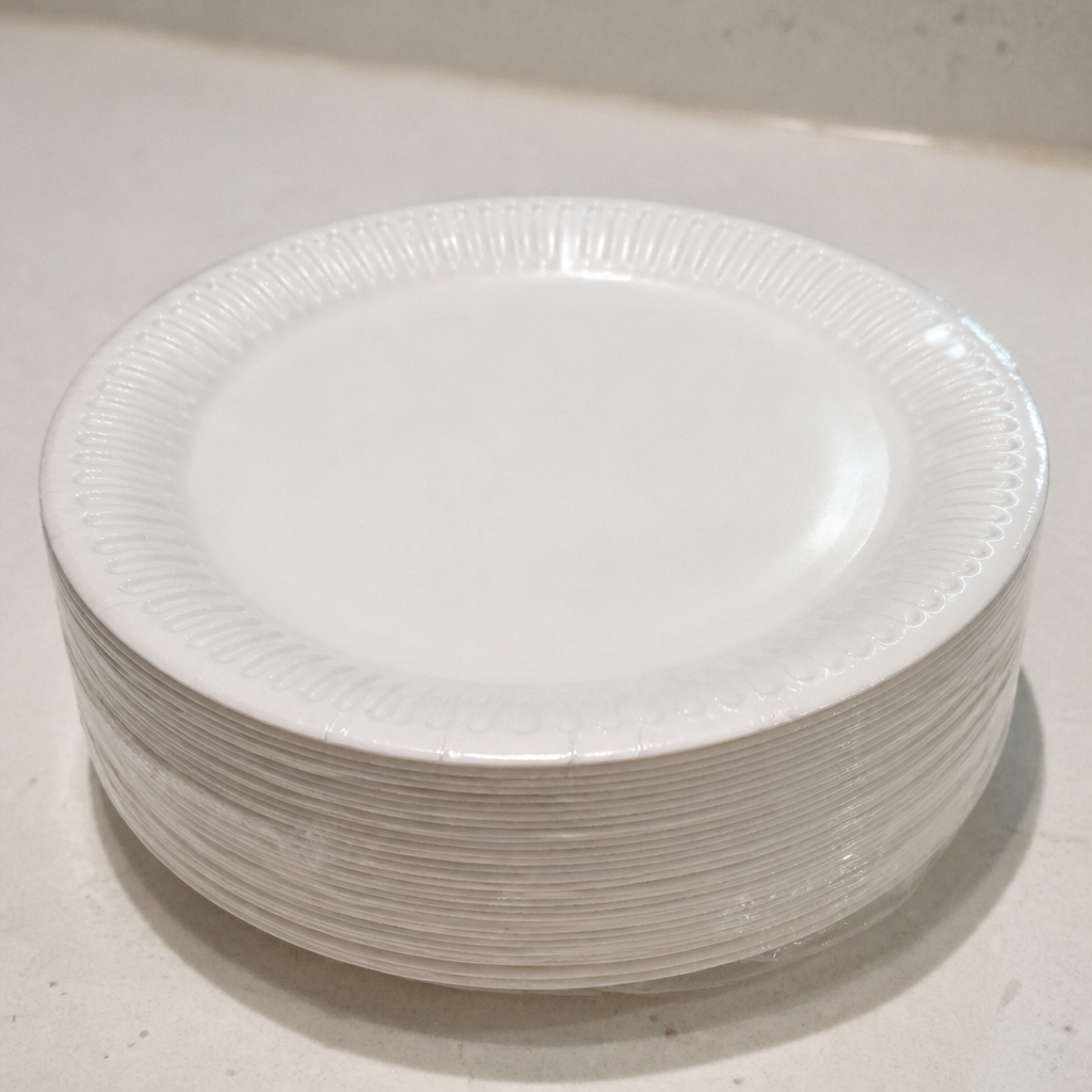 178mm disposable paper plates in a 1000 pack for catering events