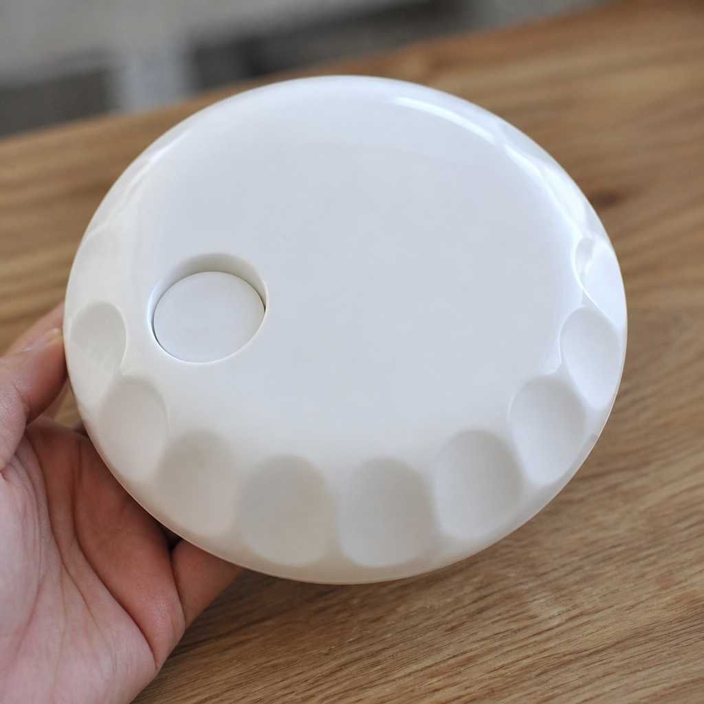 Connoisserve Lid in White for jugs