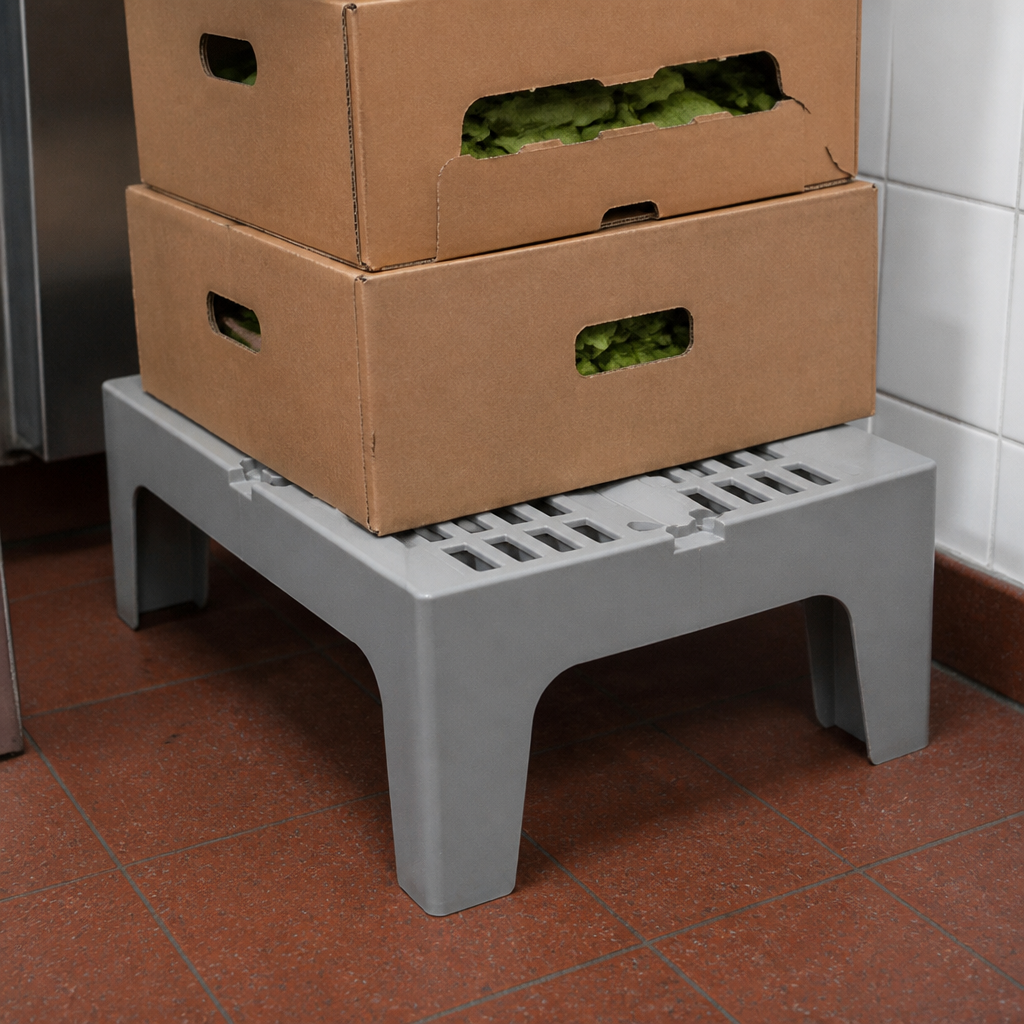 Commercial Dunnage Rack 300 x 533 x 915mm for food storage