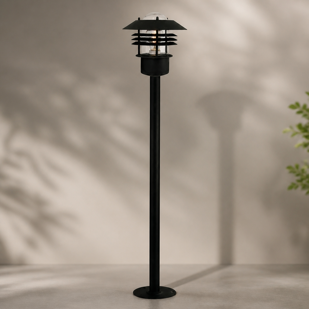 Commercial Outdoor Garden Light Black 920mm Height