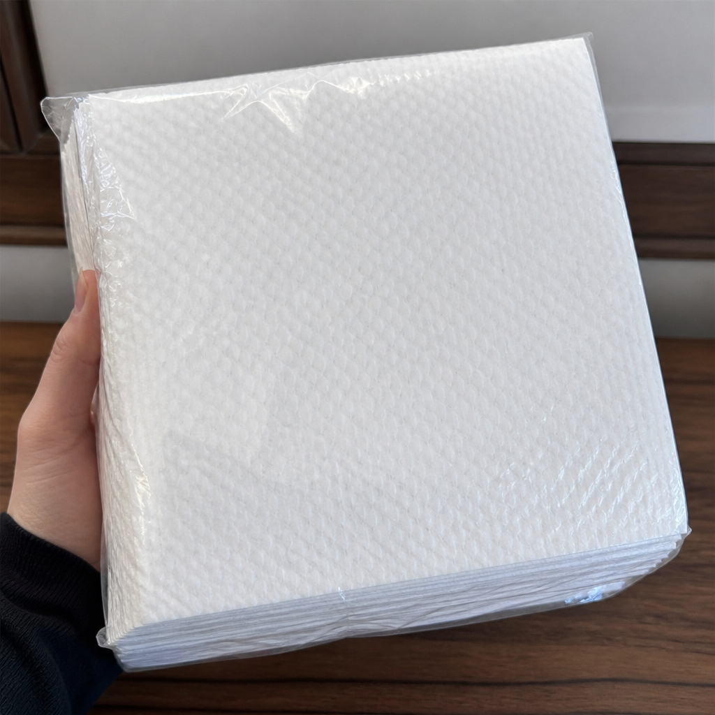 Commercial Disposable Glossy Table Covers 400 Pack