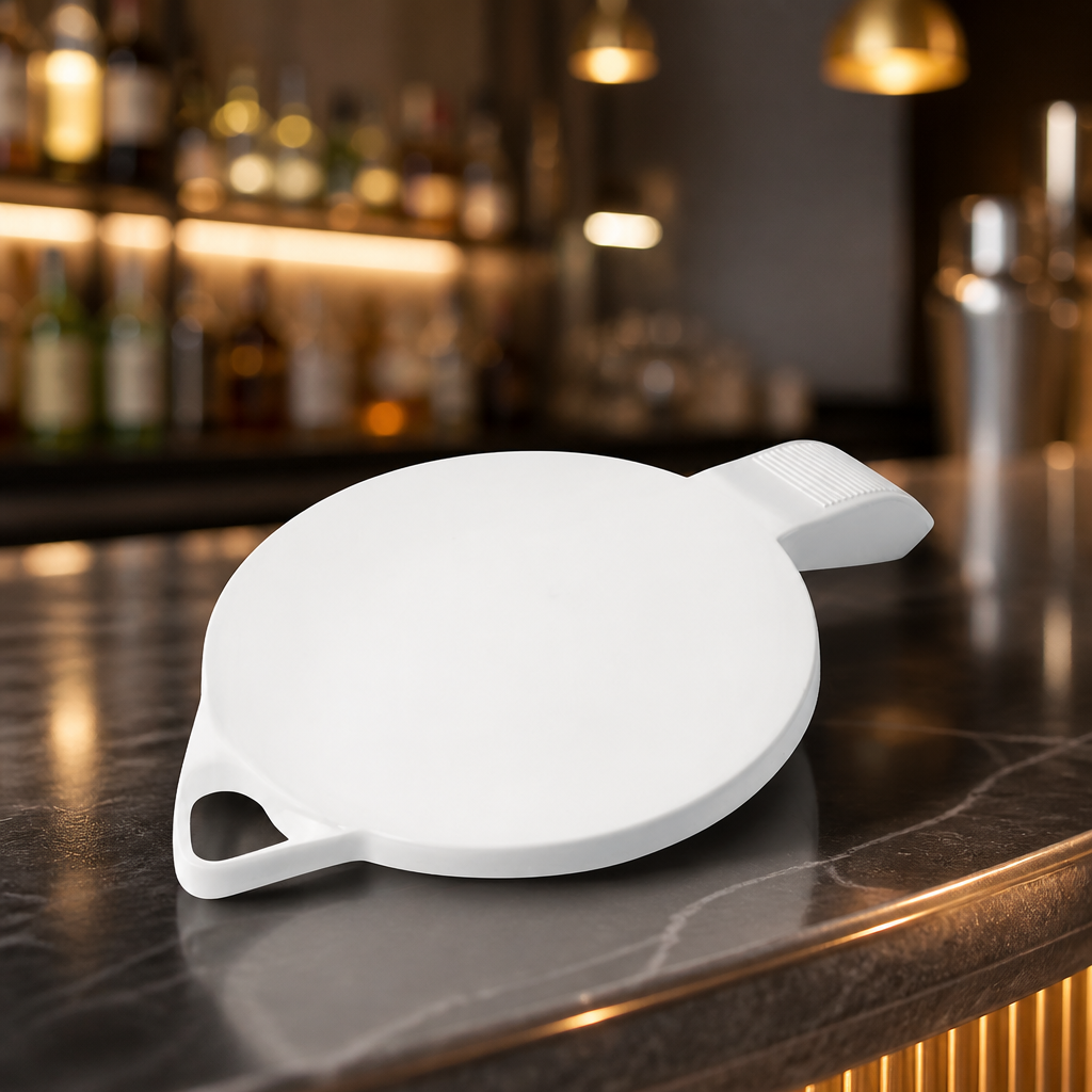 Polycarbonate lid for 1.4 litre commercial plastic jugs