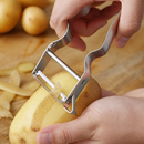 Commercial Serrated Vegetable Peeler for Efficient Kitchen Use