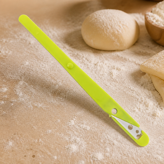 Commercial Bread Scoring Blade with Flexible Handle and Cap