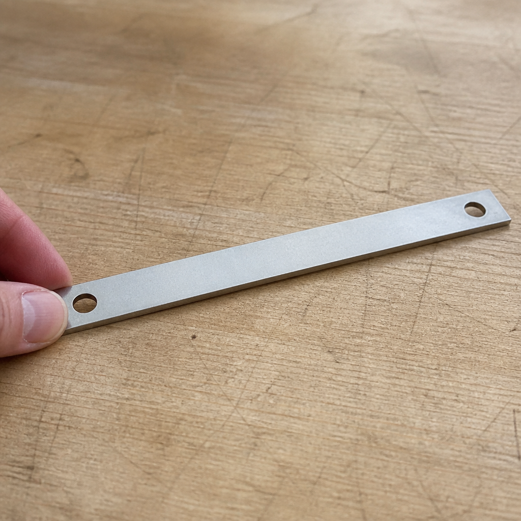 Commercial Grill Element Connection Horizontal 95mm Metal Part