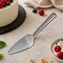 Commercial Cake Lifter with Serrated Edge and Ergonomic Handle