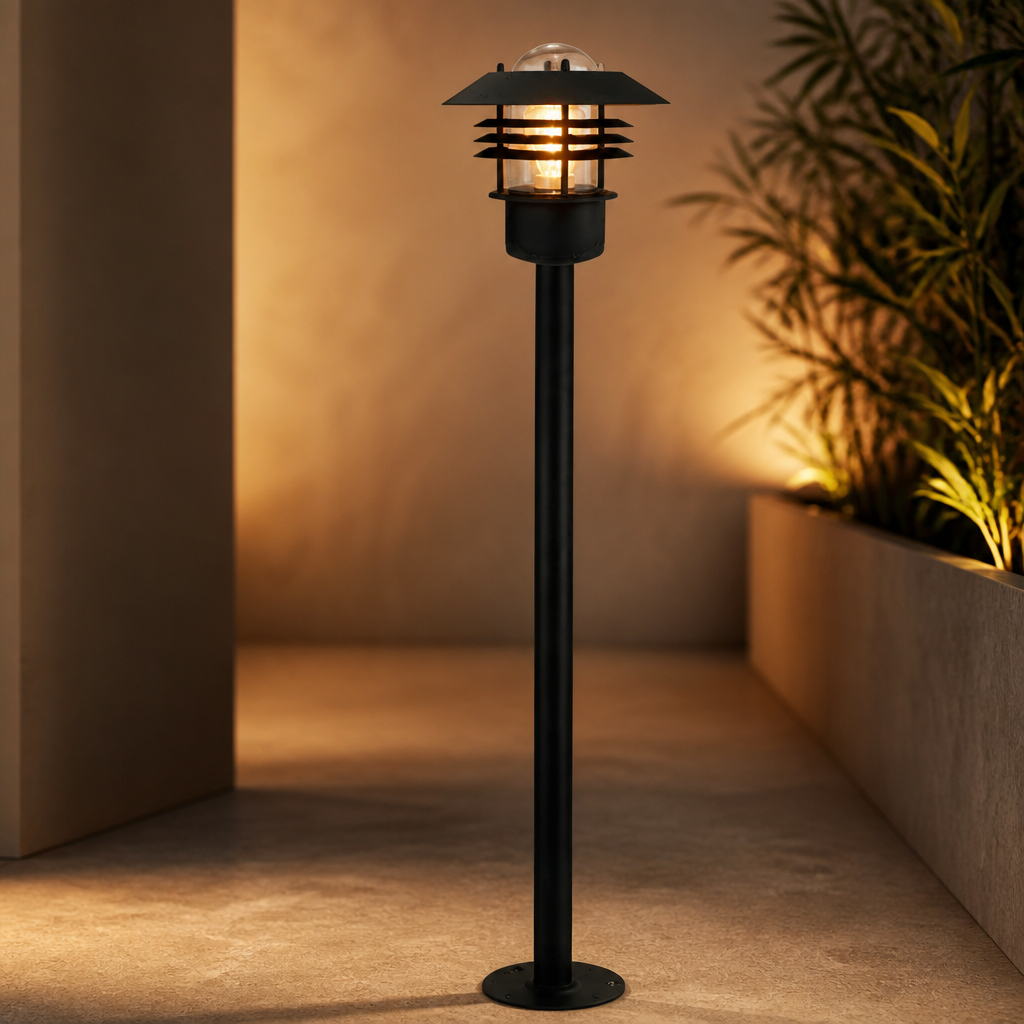 Commercial Outdoor Garden Light Black 920mm Height