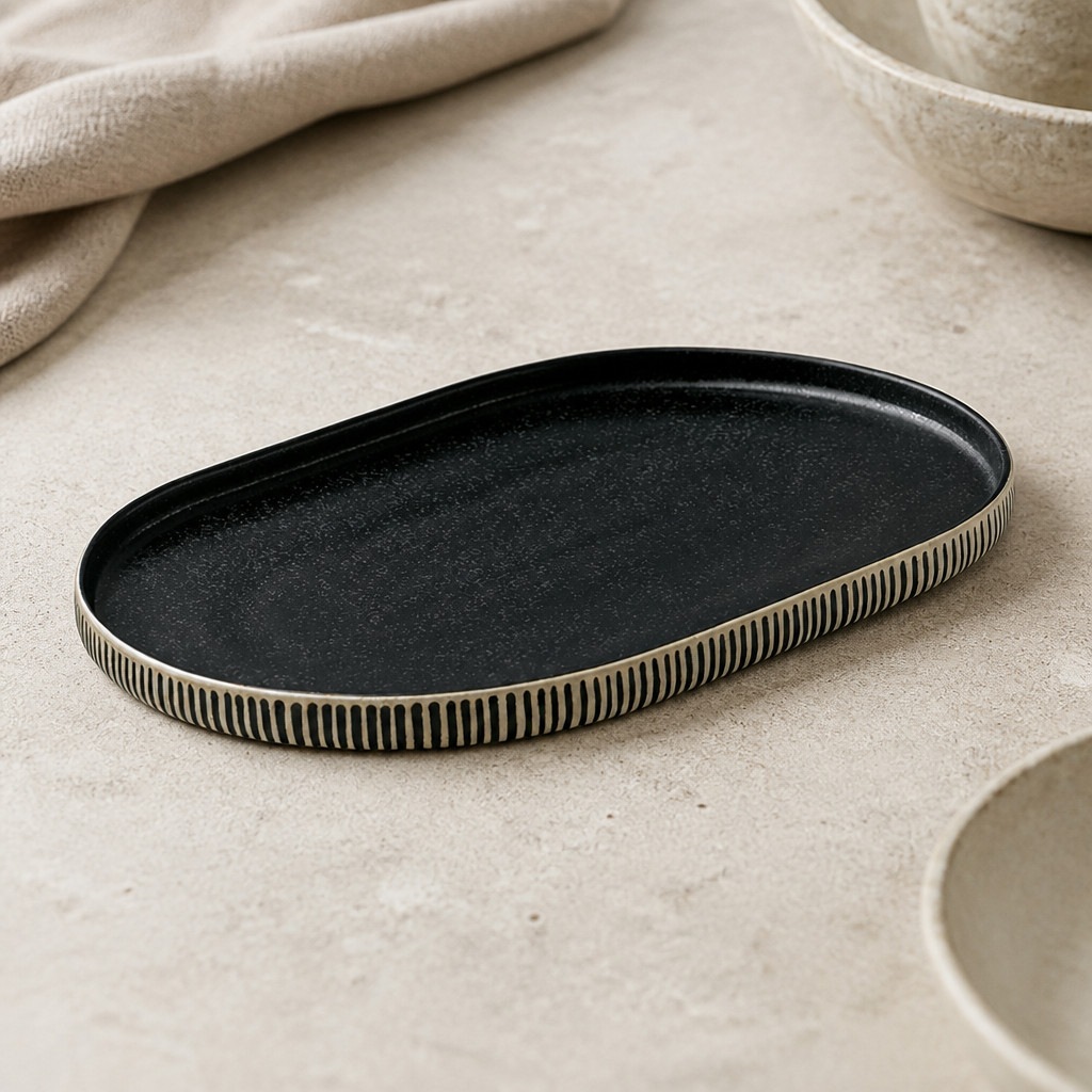 Black and White Stoneware Oval Plates 300x200mm 6 Pack