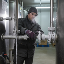 Professional Thermal Liner Fully Coated Glove with Fleece Lining and Micro-Cup Grip for Cold and Wet Conditions