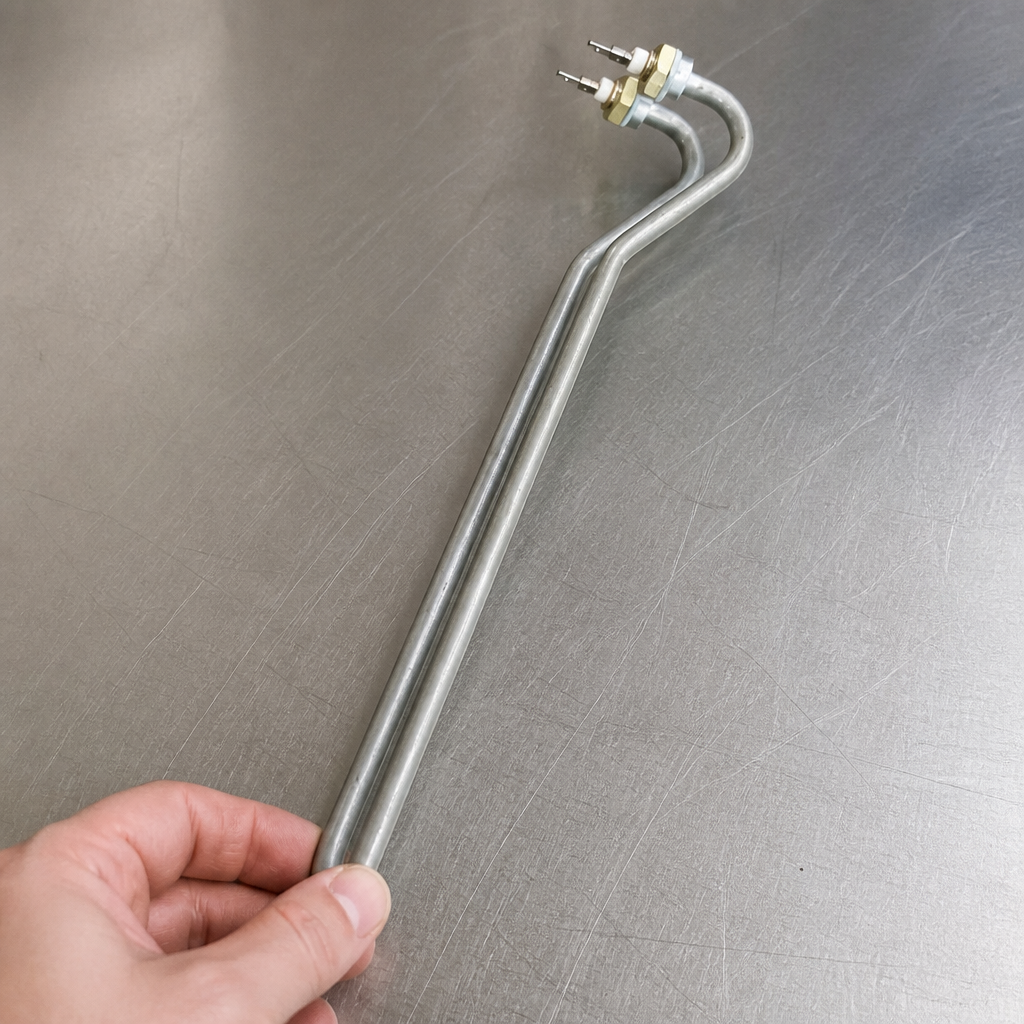 2kW Commercial Wash Element with washers and nuts