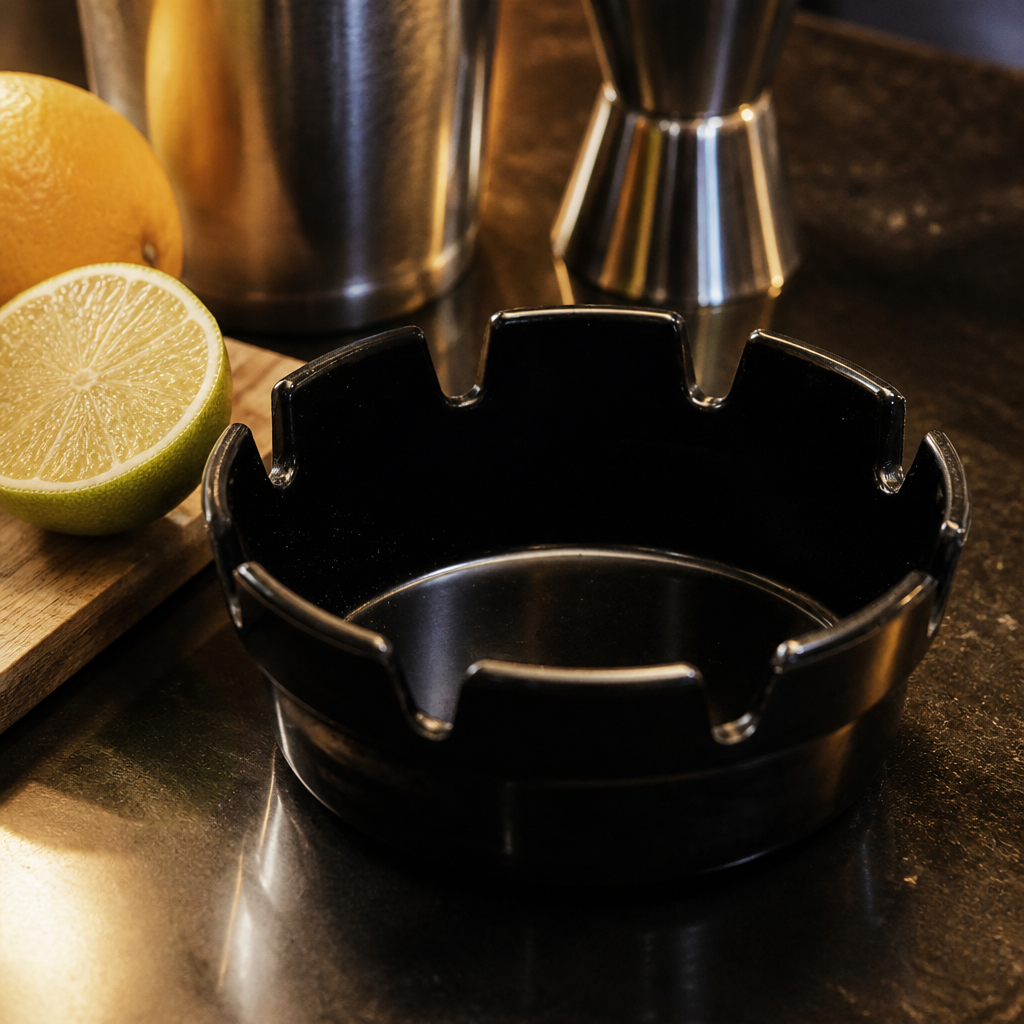 Commercial Outdoor Ashtray Black Crown Style Shatterproof 101mm