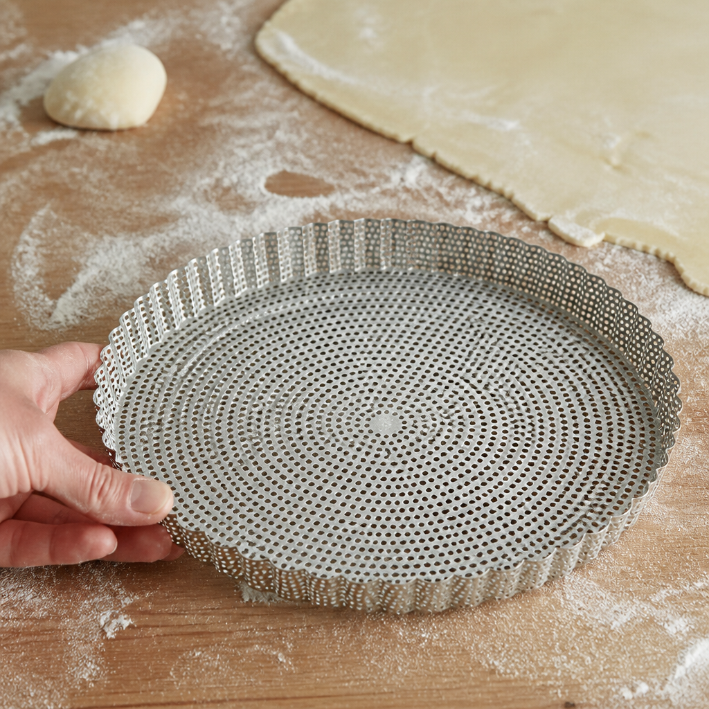 28cm Perforated Tart Mould with Removable Base for Baking