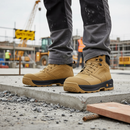 Premium Heavy Duty Waterproof Safety Boot with Lightweight Aluminium Toecap and Slip-Resistant Outsole for Industrial and Construction Use