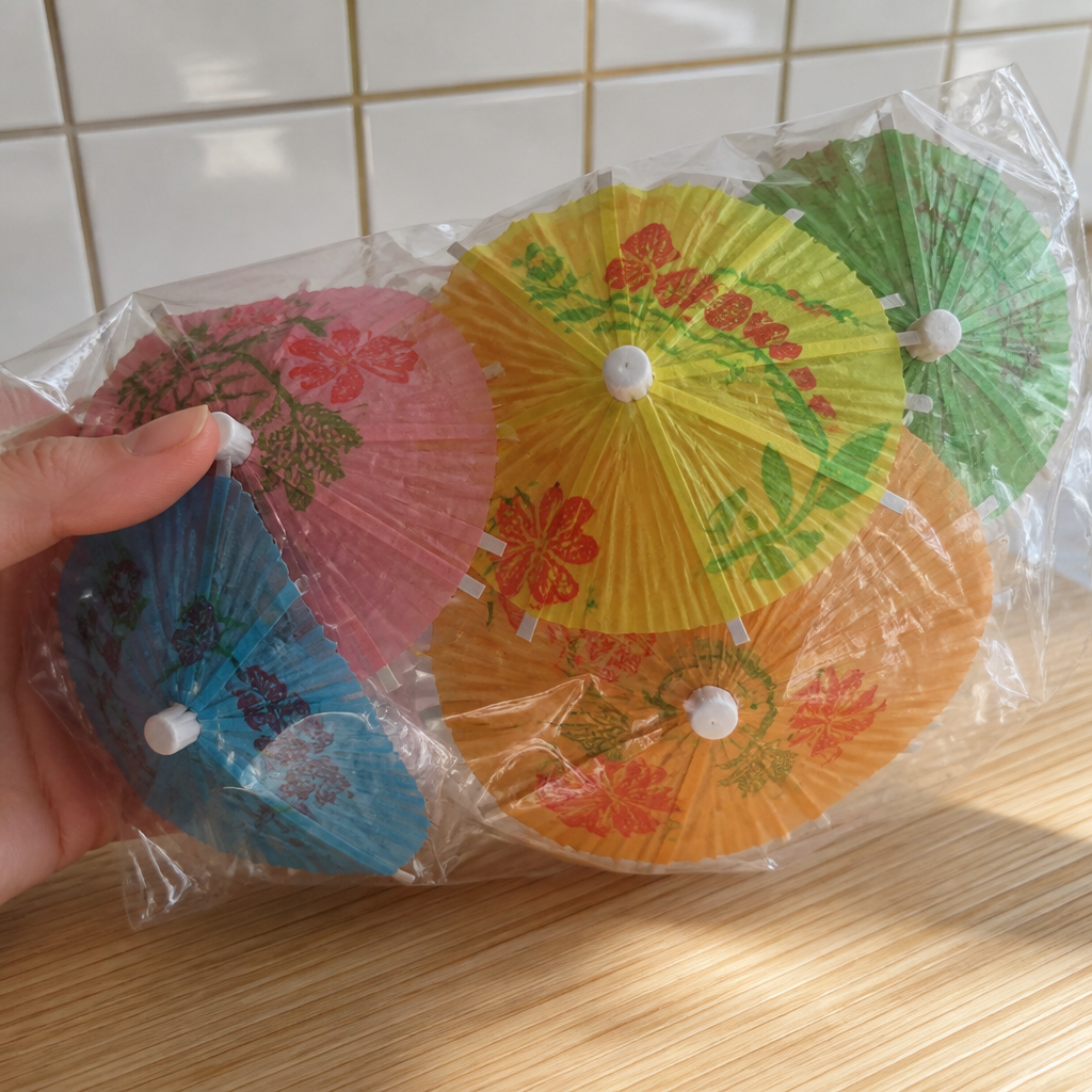 Commercial Paper Parasols 144 Pack in mixed colours