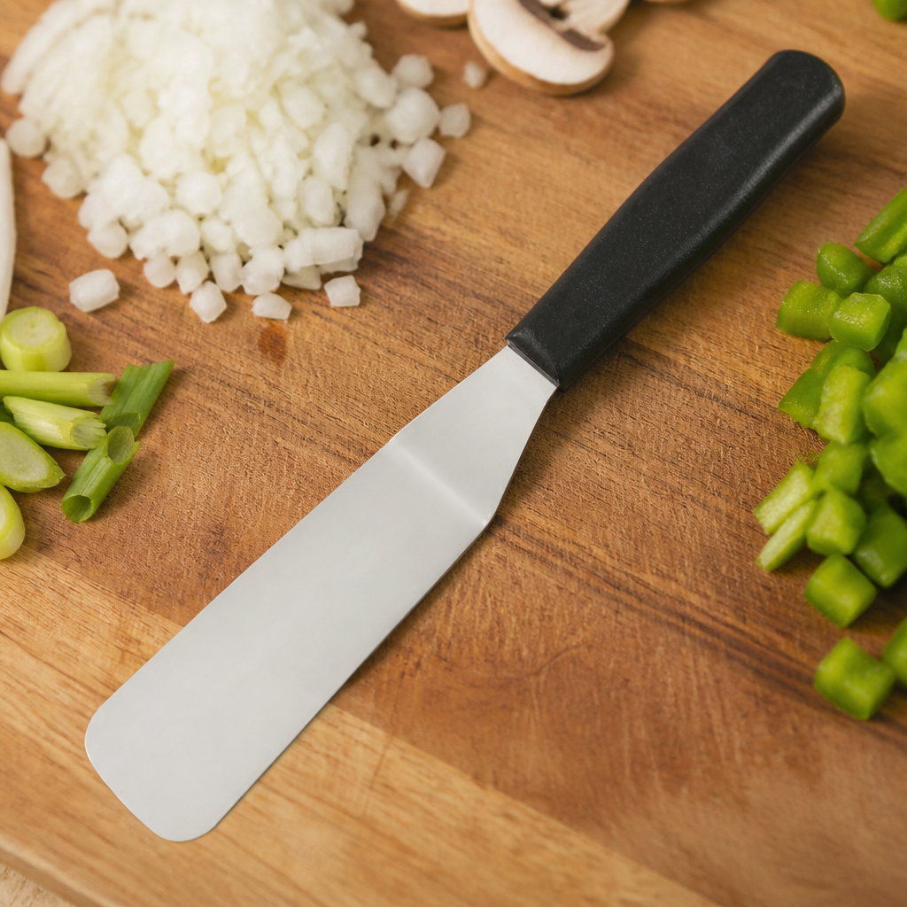 Commercial 12.7cm spatula with offset handle for decorating